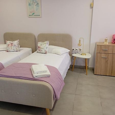 Cozy Apartment Near To The Airport Kouvarás Dış mekan fotoğraf